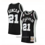 Maillot San Antonio Spurs Tim Duncan Mitchell & Ness 2001-02 noir